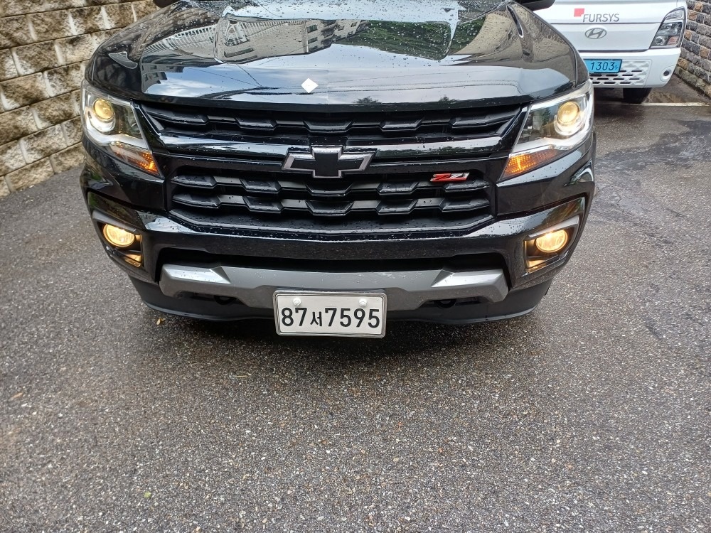 리얼 뉴 콜로라도 가솔린 3.6 AWD Z71-X 미드나잇 매물 썸네일