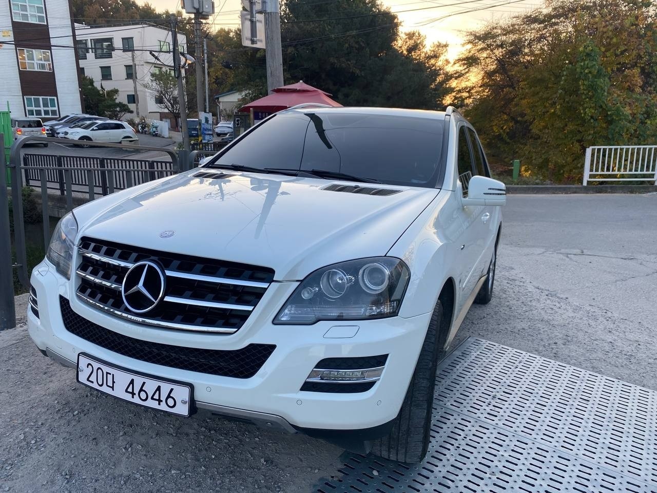 M 클래스 W164 ML300 CDI 4Matic (224마력) 매물 썸네일