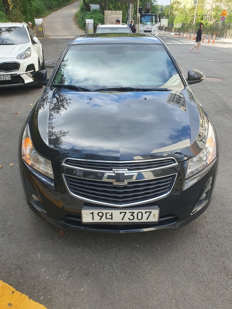 크루즈 J300 4DR 2.0 디젤 FWD LTZ+ 매물 썸네일