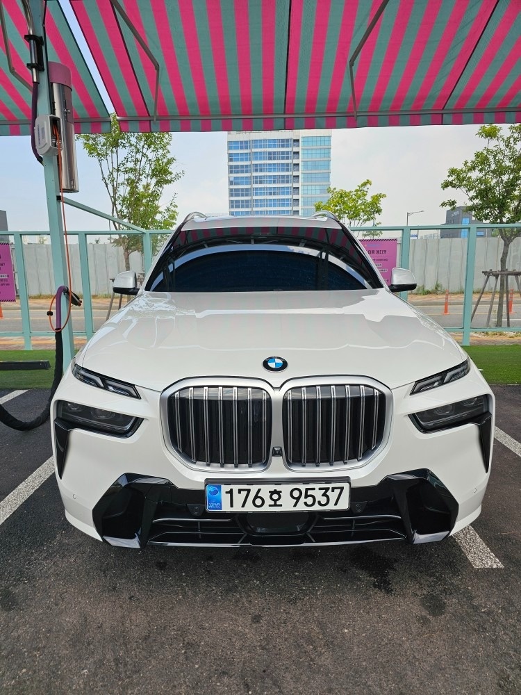 X7 G07 40 i xDrive 후기형 (381마력) 매물 썸네일