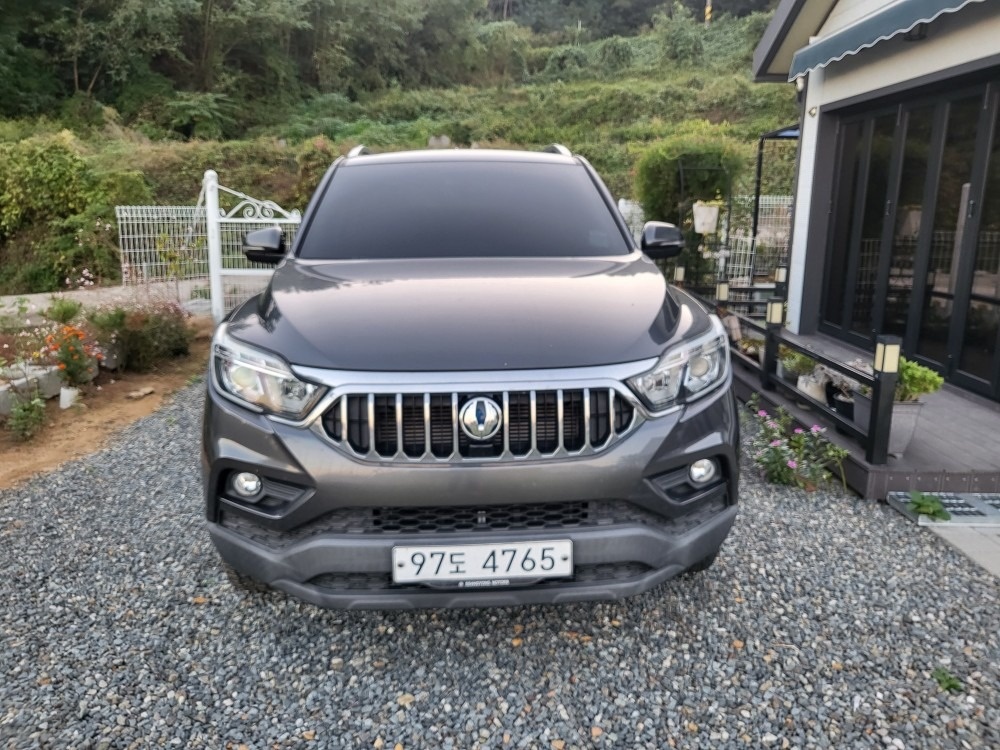 렉스턴 스포츠 Q200. G4 5인승(디젤 2.2) 4WD 어드벤처 매물 썸네일