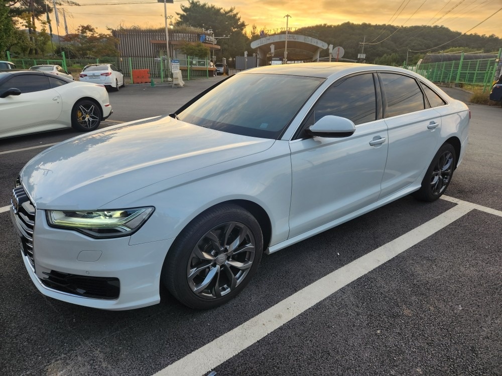 아우디 뉴A6 35 TDI 프리미엄  중고차 직거래 (2)