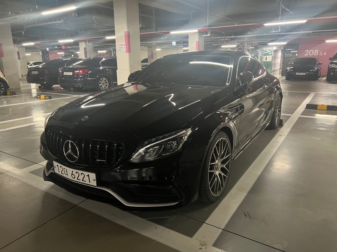 C 클래스 W205 C63 amg Coupe (476마력) 매물 썸네일