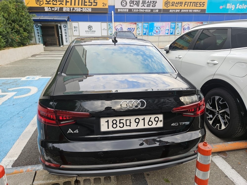 A4 B9/8W 40 TFSI 전기형 (190마력) 매물 썸네일