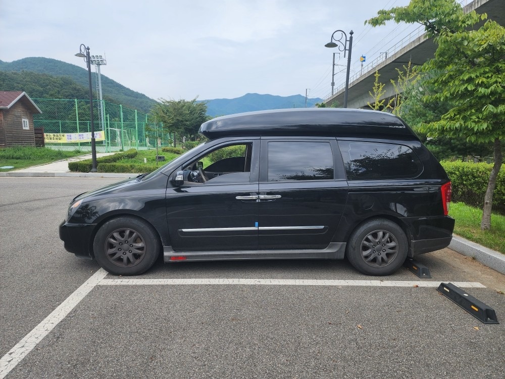 캠핑카 입니다.
구조변경 되어 있구요 중고차 직거래 (3)