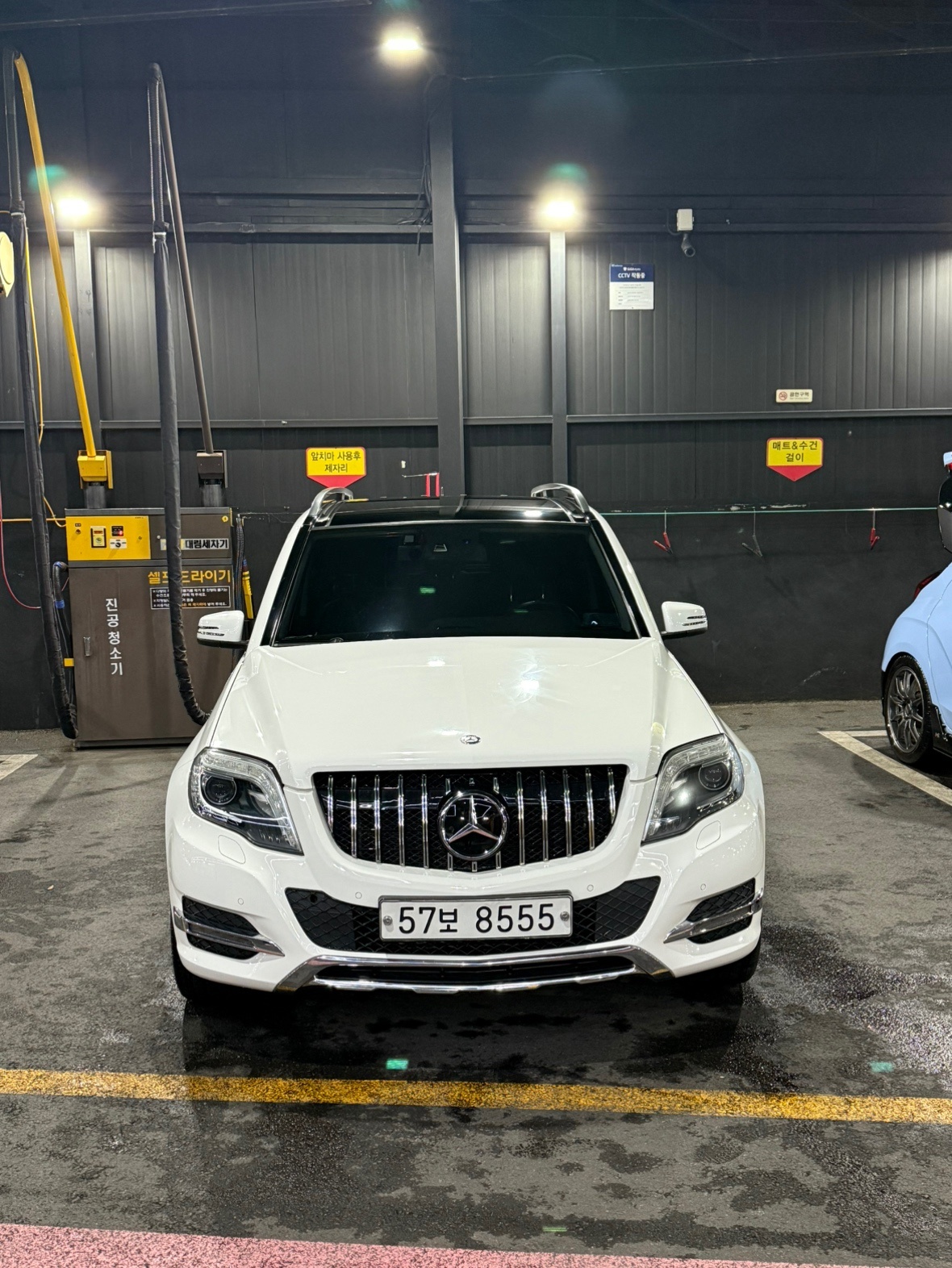 GLK 클래스 X204 GLK220 CDI 4Matic 후기형 (170마력)프리미엄 매물 썸네일