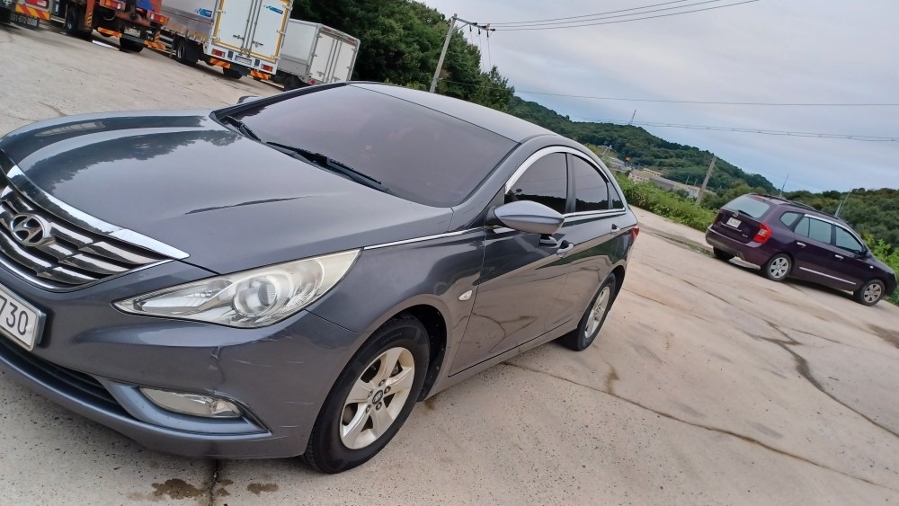 Hyundai sonata yf 중고차 직거래 (8)