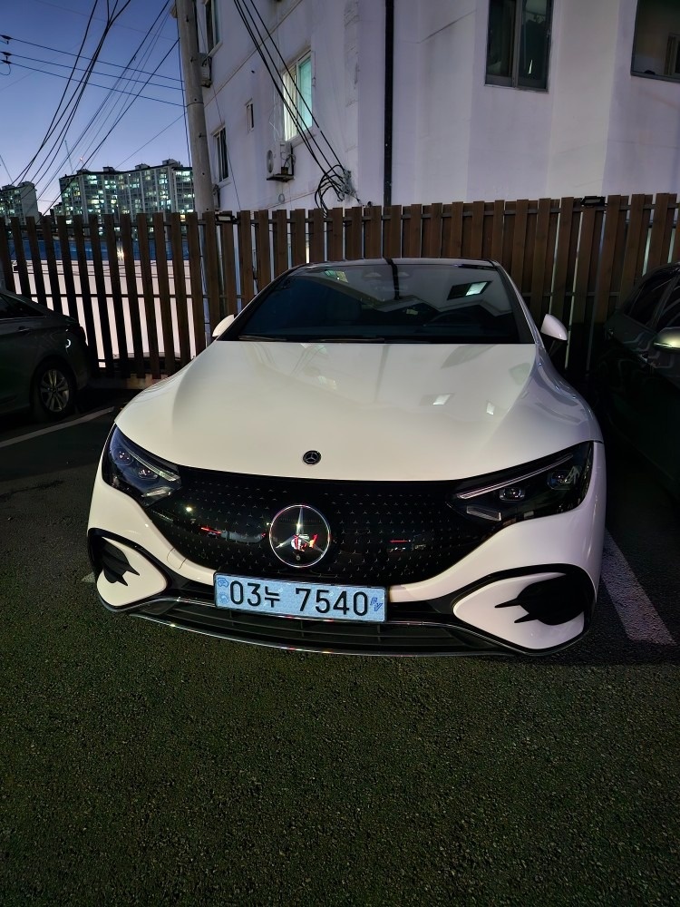 EQE V295 EQE350 4Matic (433km) 매물 썸네일