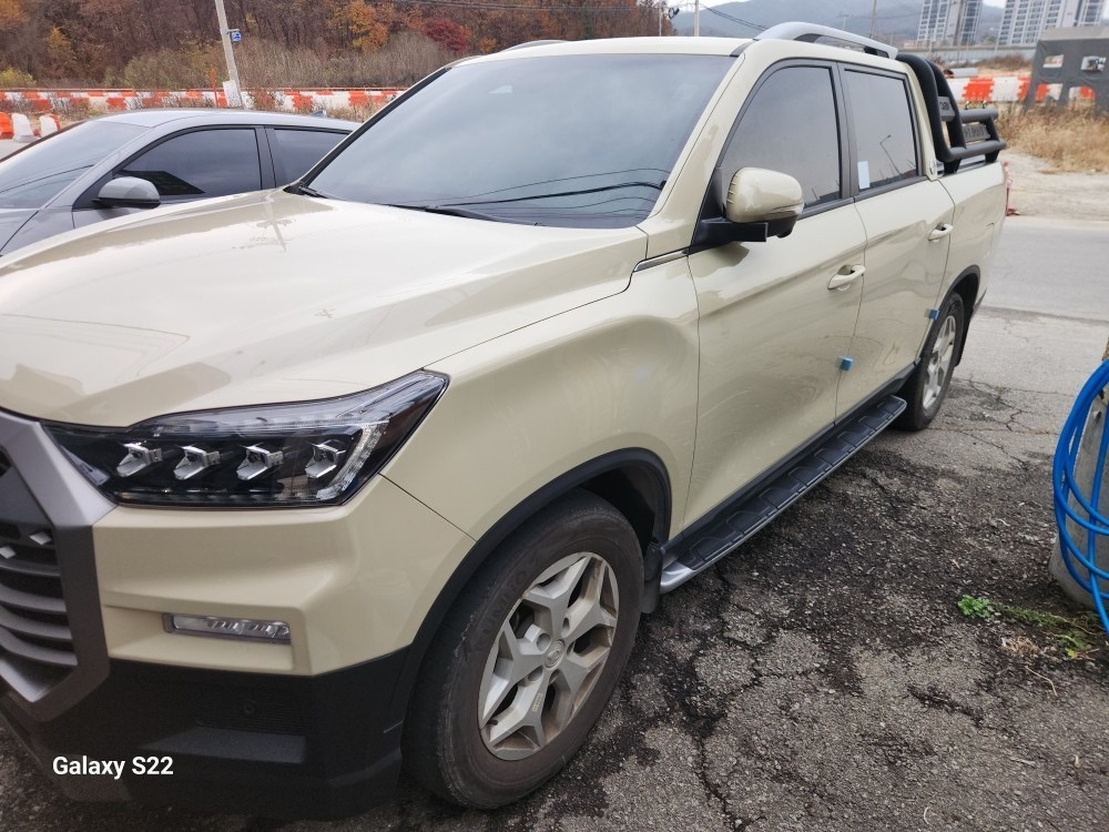 뉴 렉스턴 스포츠 Q261 5인승(디젤 2.2) 4WD (쿨멘) 노블레스 매물 썸네일