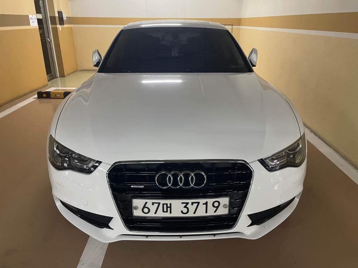 A5 8T 2.0 TDI Sportback 콰트로 (177마력) 매물 썸네일