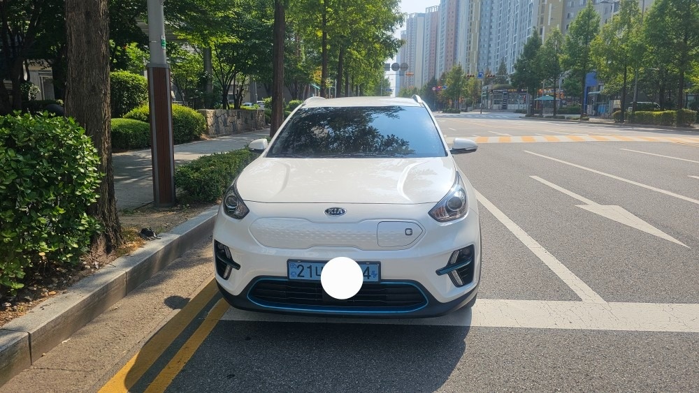 니로 EV DE EV(64kWh) FWD 프레스티지 매물 썸네일