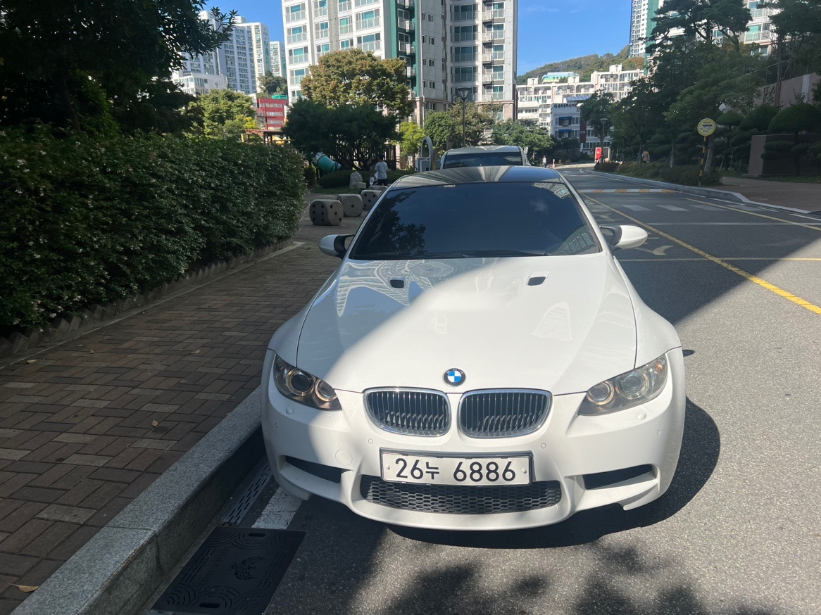 M3 E90 4.0 V8 쿠페 후기형 (420마력) 매물 썸네일