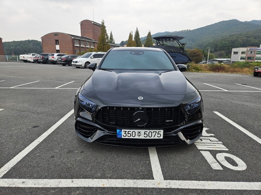 A 클래스 W177 A45amg 해치백 4Matic 전기형 (387마력) 매물 썸네일