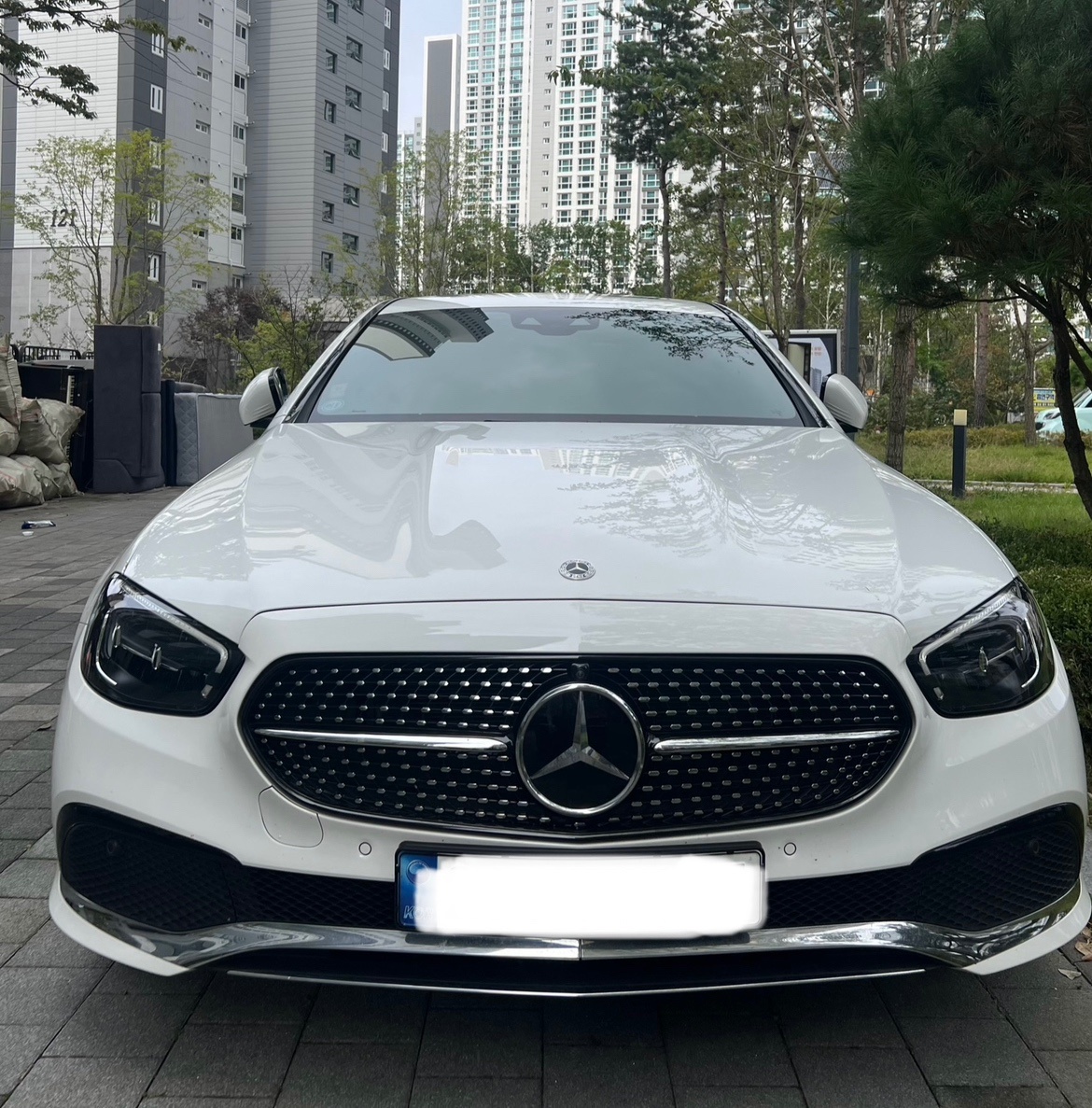 E 클래스 W213 E250 후기형 (211마력)아방가르드 매물 썸네일