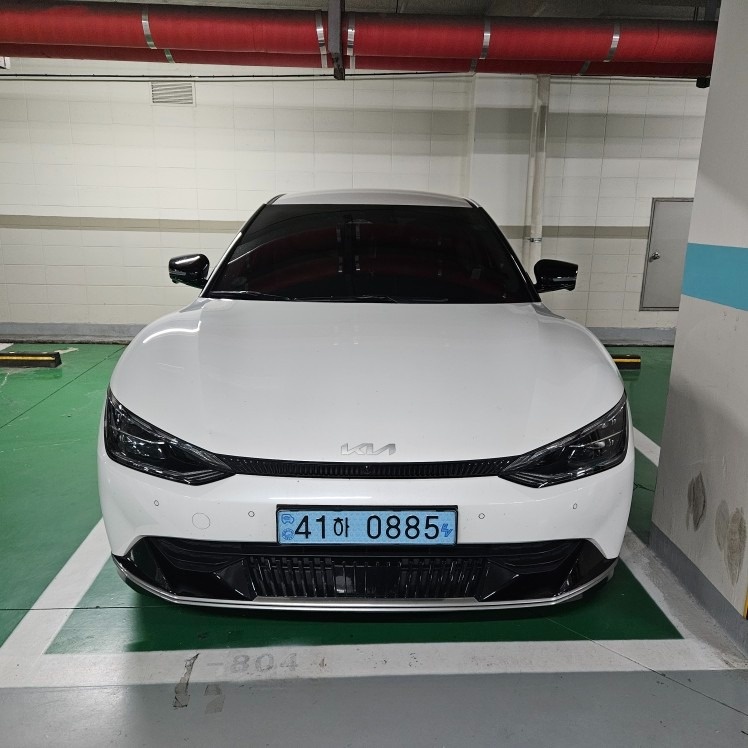 EV6 CV BEV(롱레인지/77.4kWh) RWD 어스(470km) 매물 썸네일