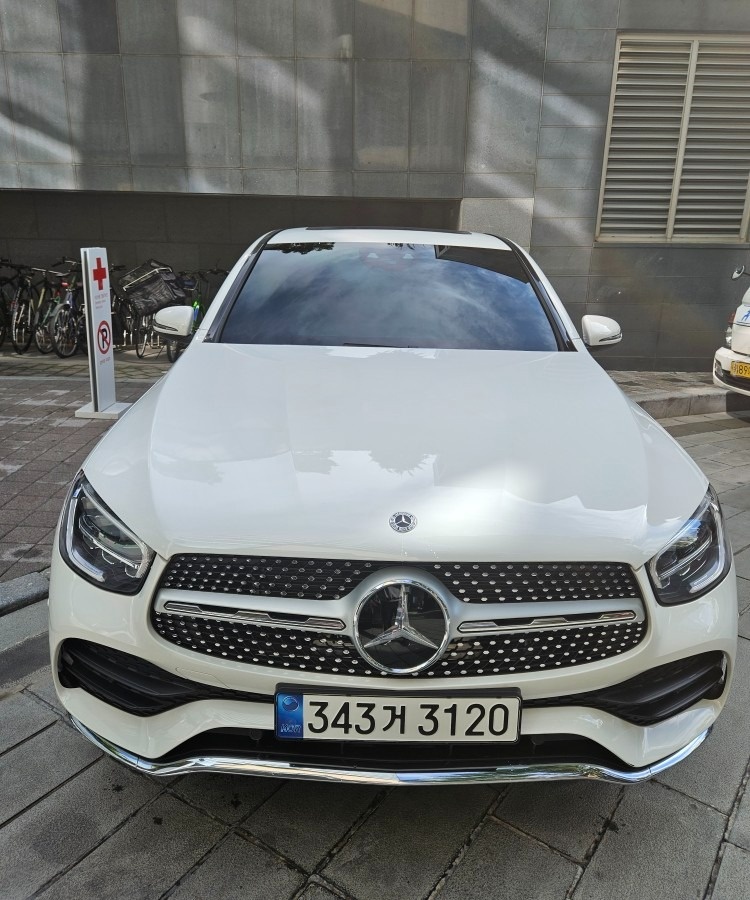 GLC X253 GLC300 e 4Matic Coupe 후기형 (211마력) 매물 썸네일