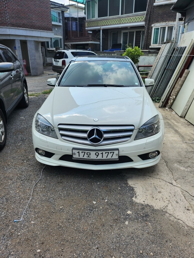 C 클래스 W204 C220 CDI (170마력)블루이피션시 매물 썸네일