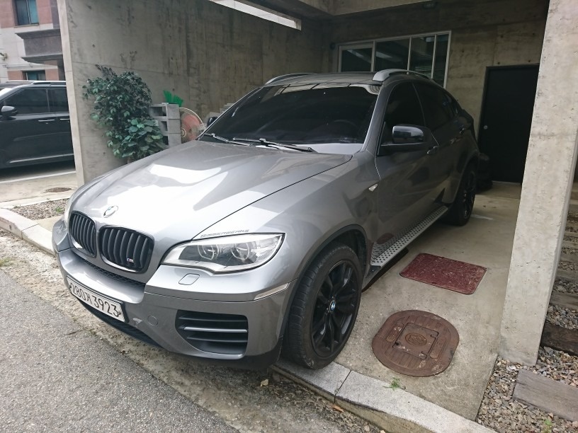 X6 E71 M50d xDrive (518마력) 매물 썸네일