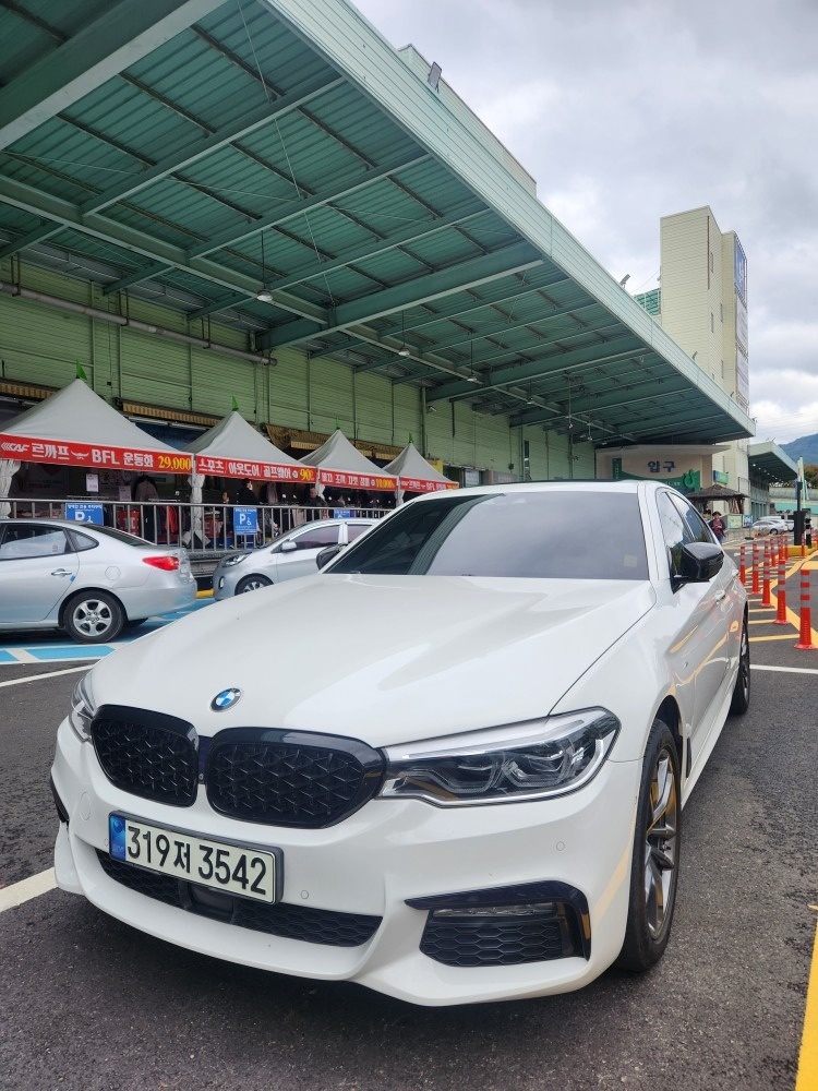 5시리즈 G30 530 i xDrive (252마력) 매물 썸네일