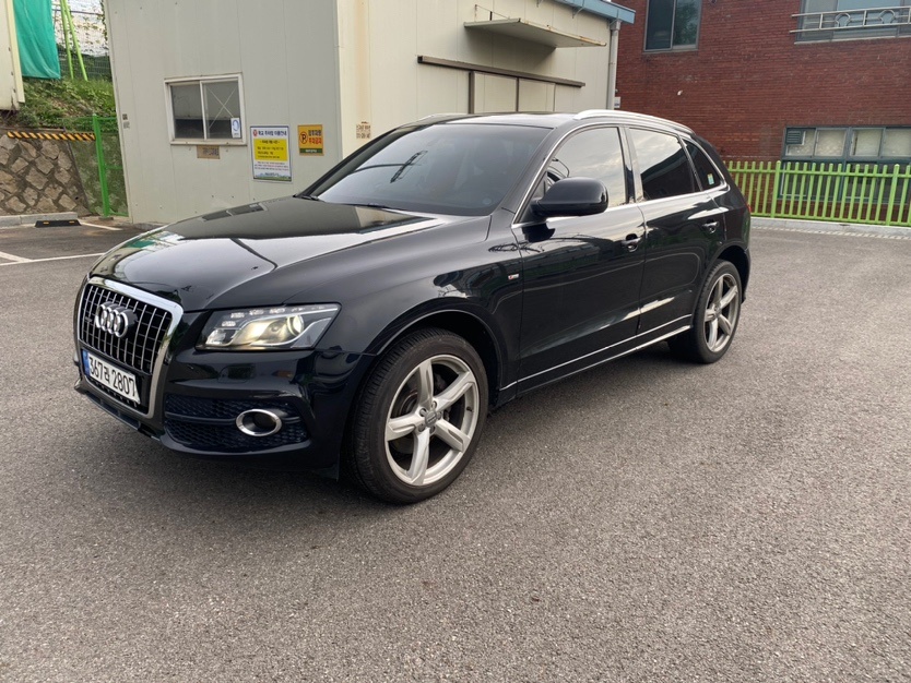 Audi Q5 S 
3.0d 
134 중고차 직거래 (6)