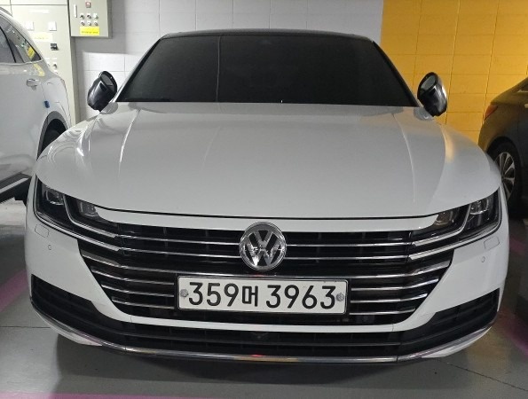 아테온 2.0 TDi 프레스티지 매물 썸네일