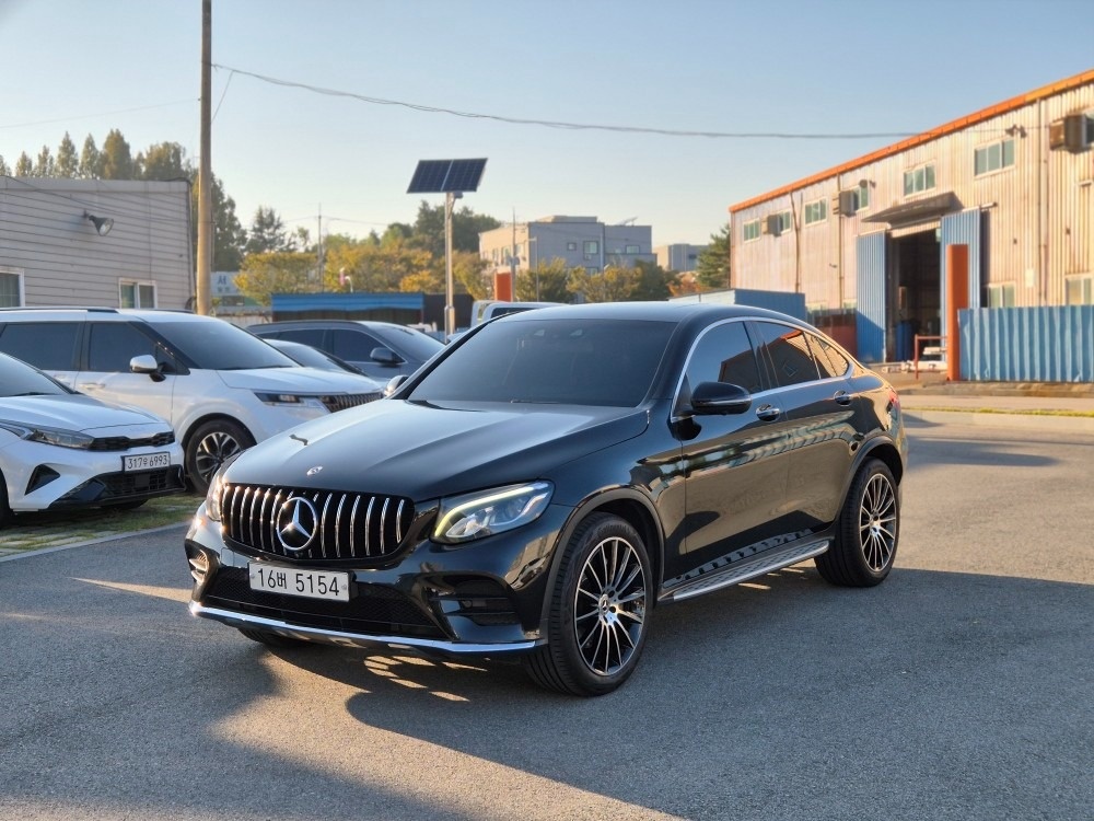 GLC X253 GLC220 d 4Matic Coupe 전기형 (170마력) 매물 썸네일