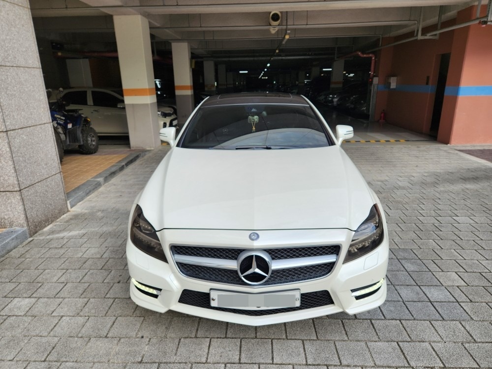 CLS 클래스 W218 CLS350 (306마력)AMG 스포츠패키지 매물 썸네일