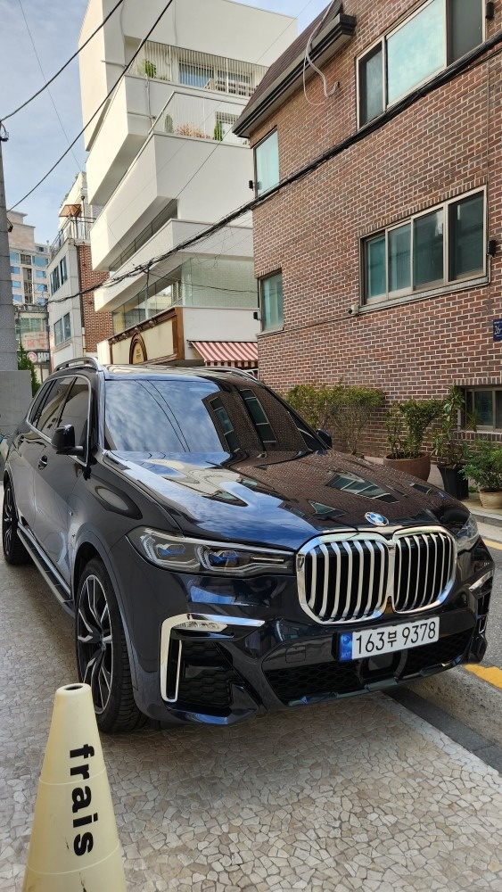 X7 G07 40 i xDrive 전기형 (340마력)M 스포츠 매물 썸네일