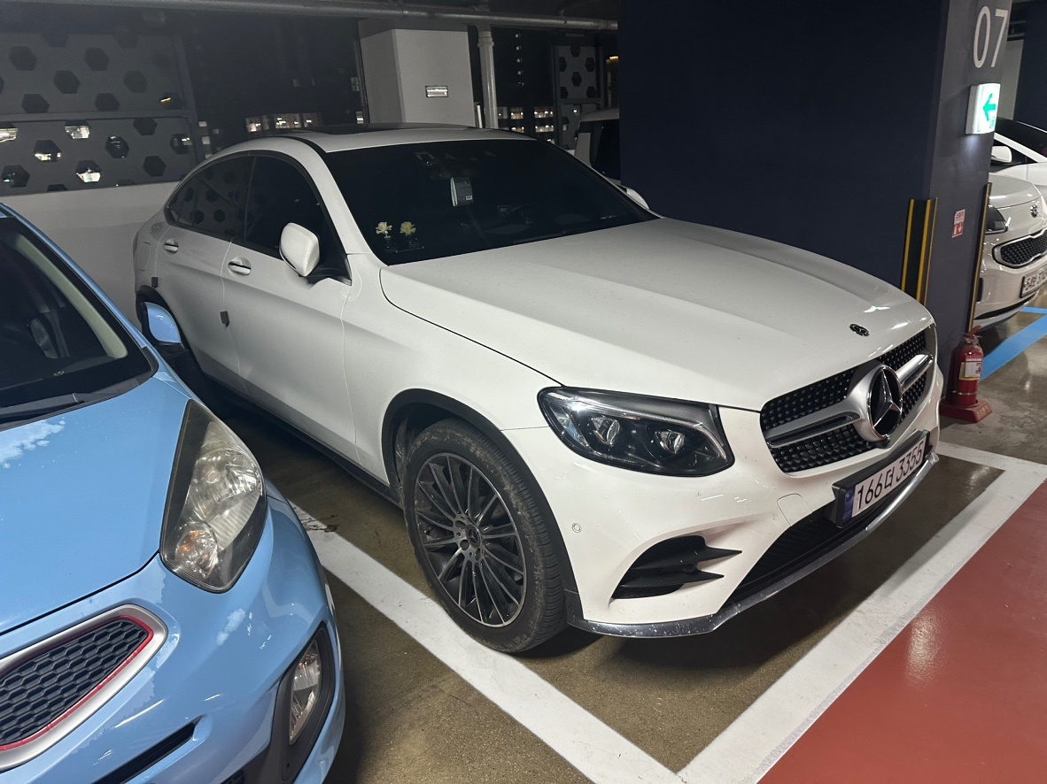 GLC X253 GLC300 4Matic Coupe 매물 썸네일