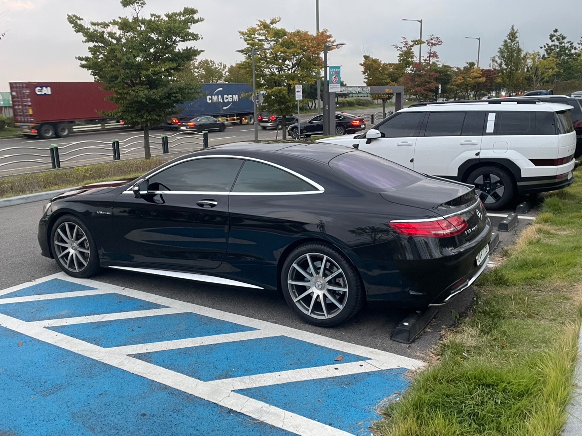 S63AMG  쿠페의 마지막 모델이기