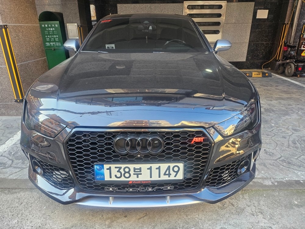 RS7 Sportback C7/4G 4.0 TFSI 콰트로 (560마력) 매물 썸네일