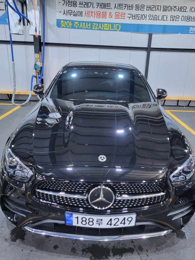 E 클래스 W213 E250 후기형 (211마력)AMG Line 매물 썸네일