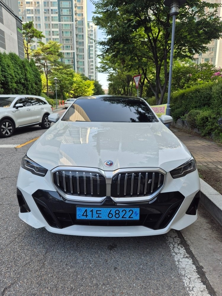 i5 G60 40(81.2kWh) eDrive (340마력) 매물 썸네일