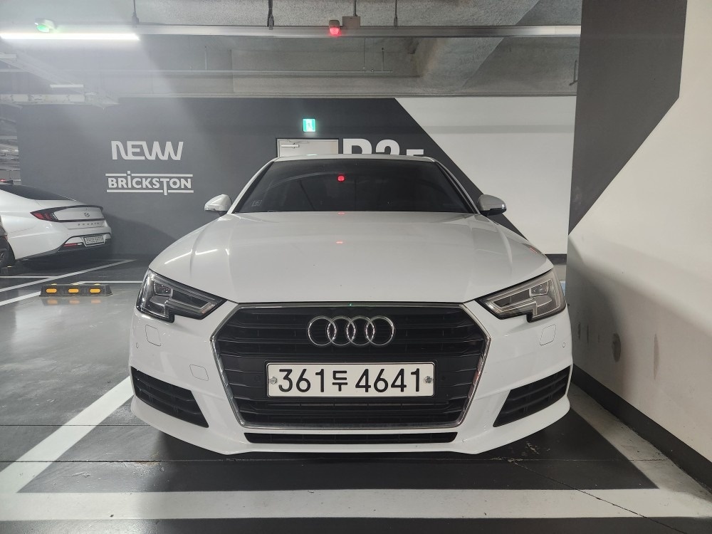 A4 B9/8W 40 TFSI 전기형 (190마력) 매물 썸네일