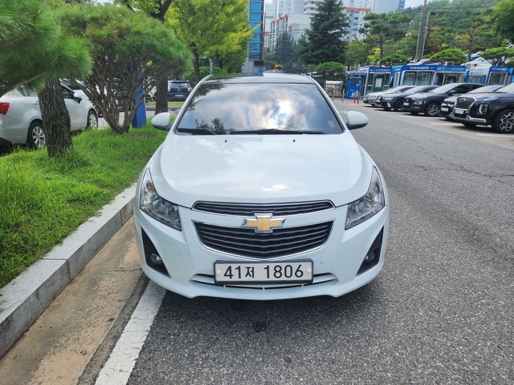 크루즈 J300 4DR 2.0 디젤 FWD LTZ 매물 썸네일