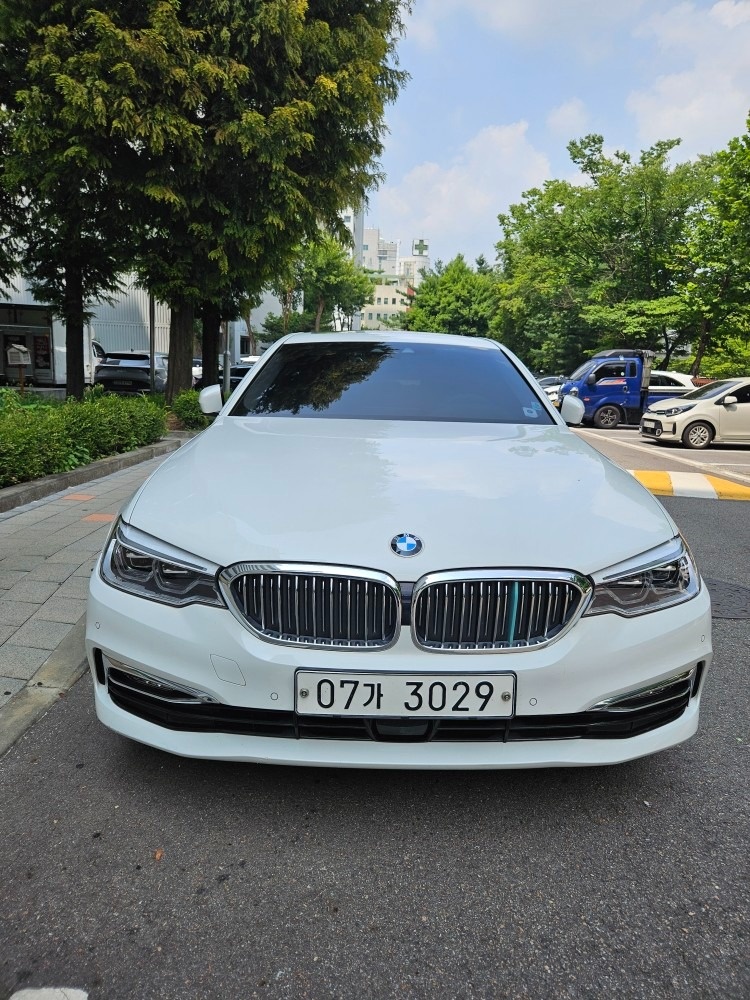 5시리즈 G30 530 i xDrive (252마력) 매물 썸네일