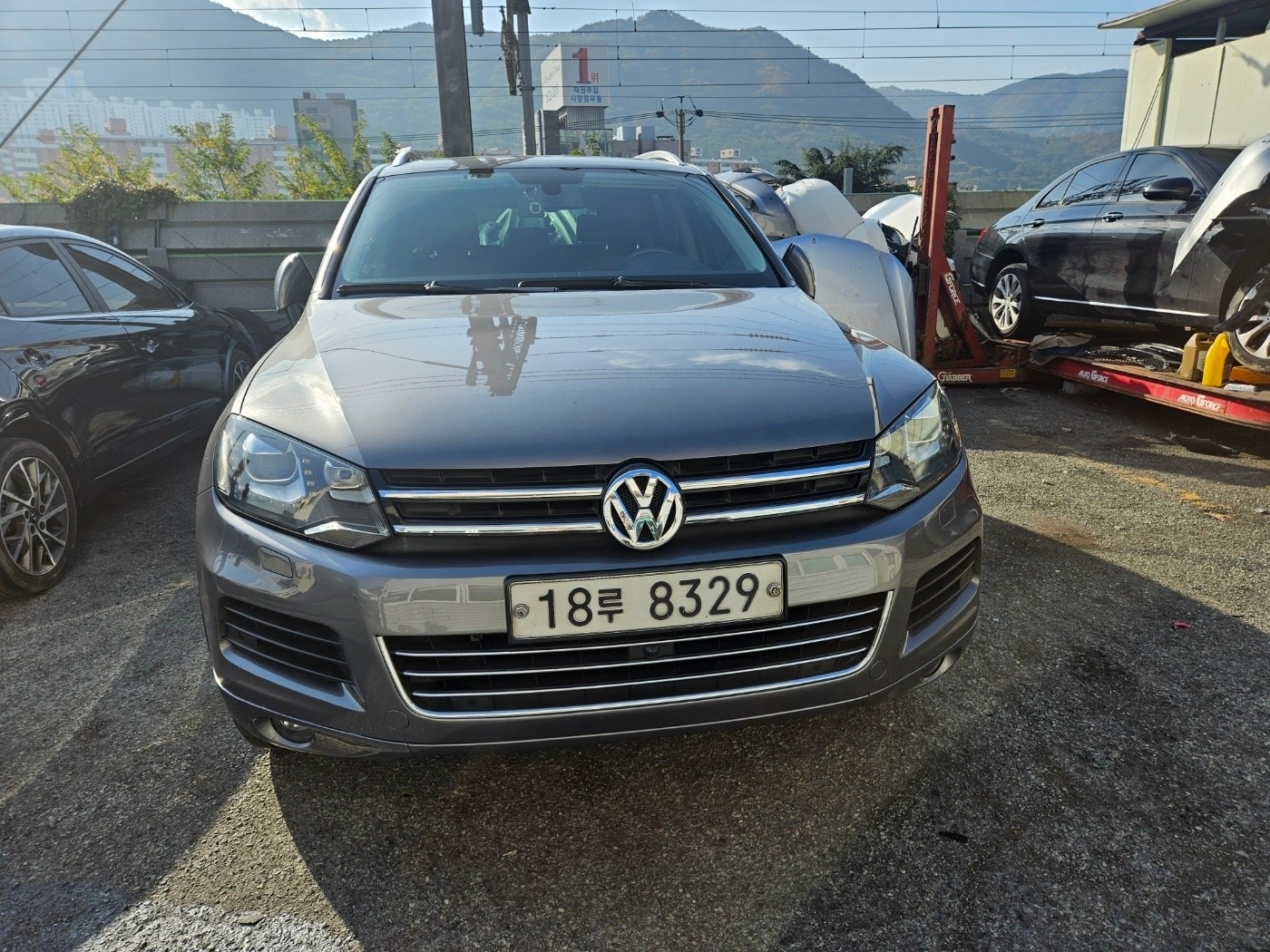 투아렉 Ⅱ 7P V6 3.0 TDI 블루모션 (245마력) 매물 썸네일