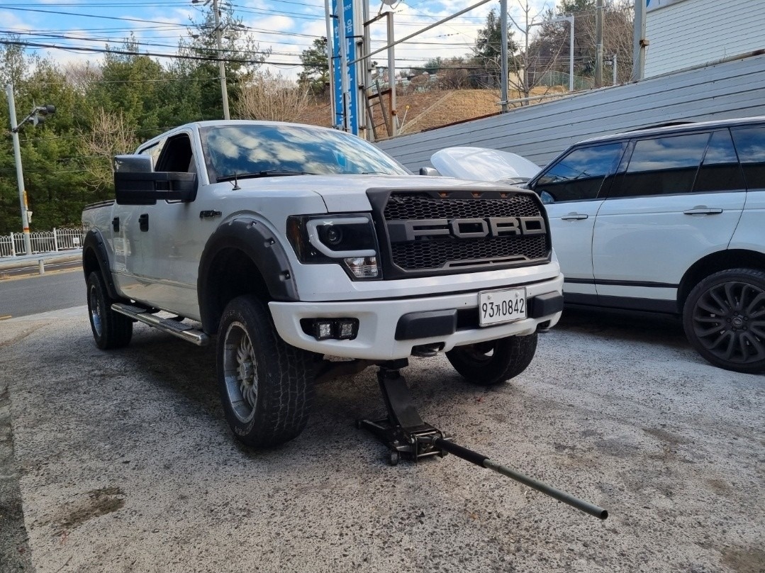 F150 XII 더블캡 5.0 (V8 4WD) (360마력) 매물 썸네일