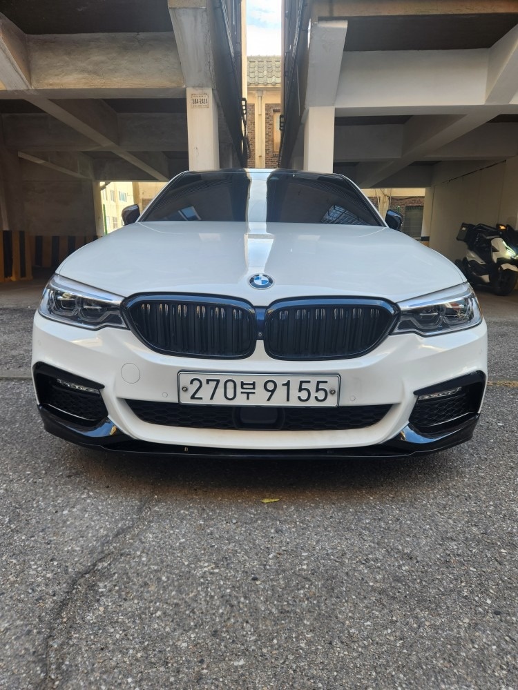 5시리즈 G30 520d xDrive (190마력) 매물 썸네일