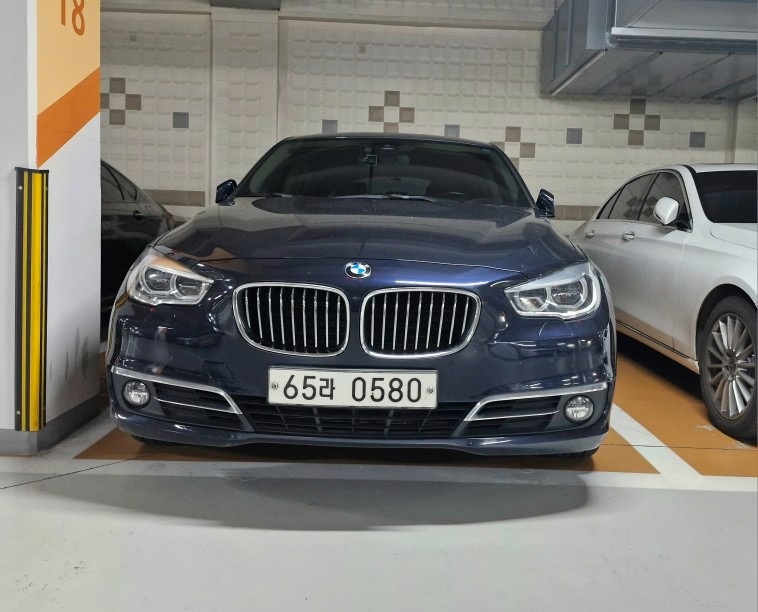 5시리즈 GT F07 GT 530d xDrive 럭셔리 (258마력) 매물 썸네일