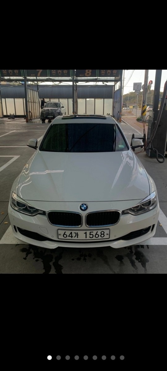 f30,  320i 화이트
무사고 .