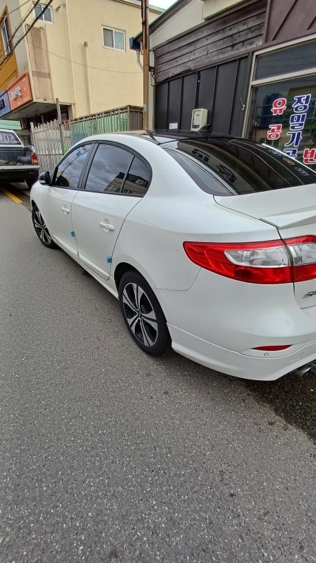 뉴 SM3 L38 가솔린 1.6 FWD XE 매물 썸네일