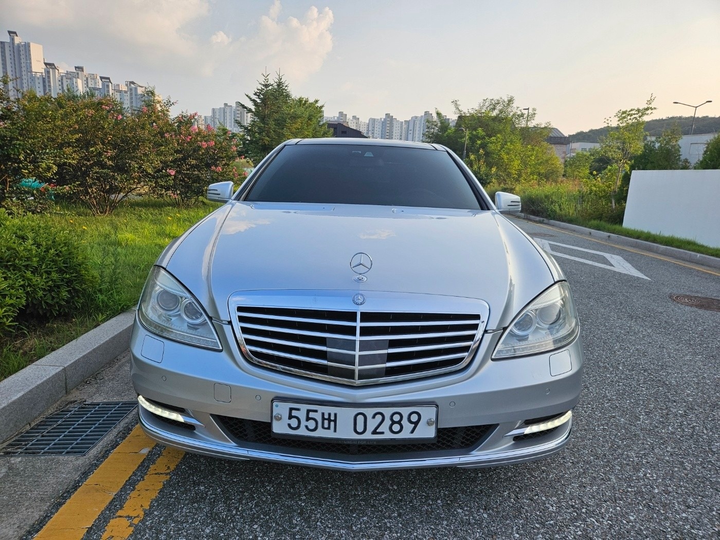 벤츠 S 350L
한달전 사고 없고 