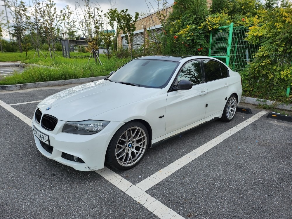 bmw e90 3시리즈 320d m스 중고차 직거래 (2)