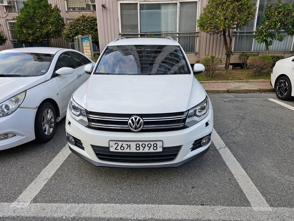 뉴 티구안 5N 2.0 TDI 블루모션 (140마력) 매물 썸네일