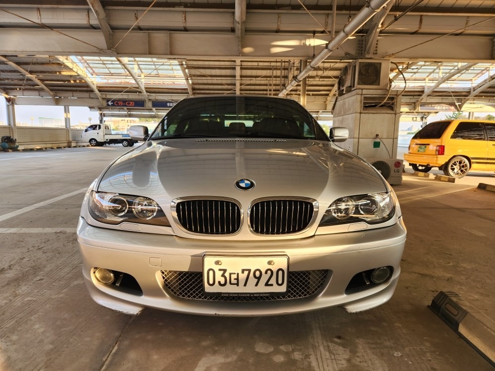 E46 330Ci 쿠페 2004년형  중고차 직거래 (1)