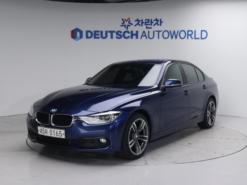 320d xdrive 차량입니다 
실 중고차 직거래 (2)