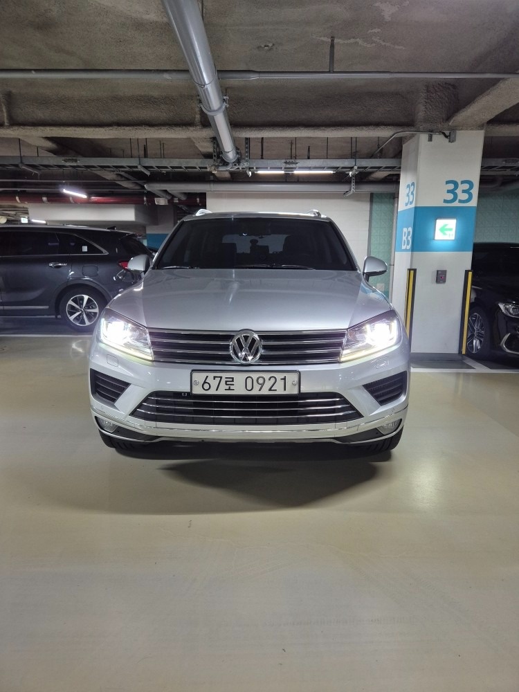 투아렉 Ⅱ 7P V6 3.0 TDI BMT (262마력) 매물 썸네일