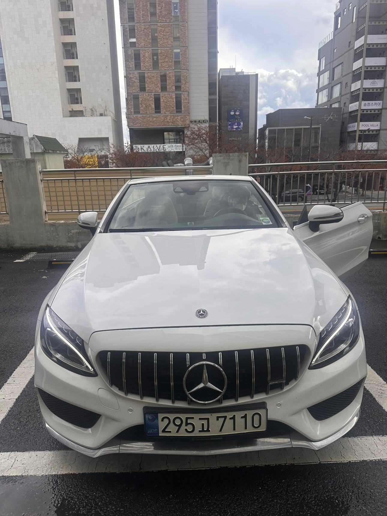 C 클래스 W205 C200 카브리올레 전기형 (211마력)AMG Line 매물 썸네일