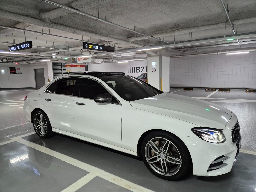 E 클래스 W213 E350 d 전기형 (258마력) 매물 썸네일